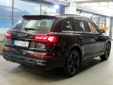 Q7 (4M)