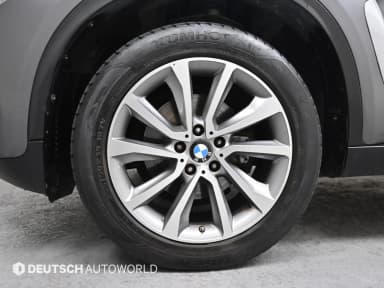 X6 (F16)