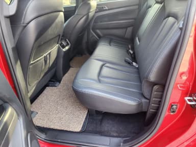 Rexton Sports Khan