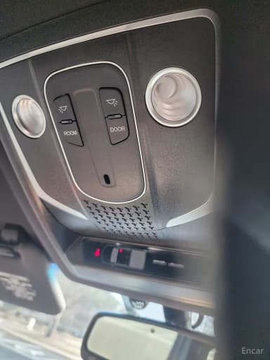 Rexton Sports Khan