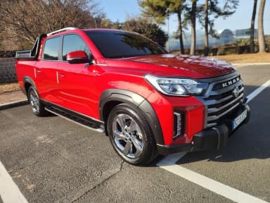 Rexton Sports Khan