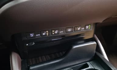 ES300h 7th Generation