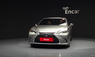 ES300h 7th Generation