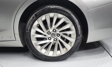 ES300h 7th Generation