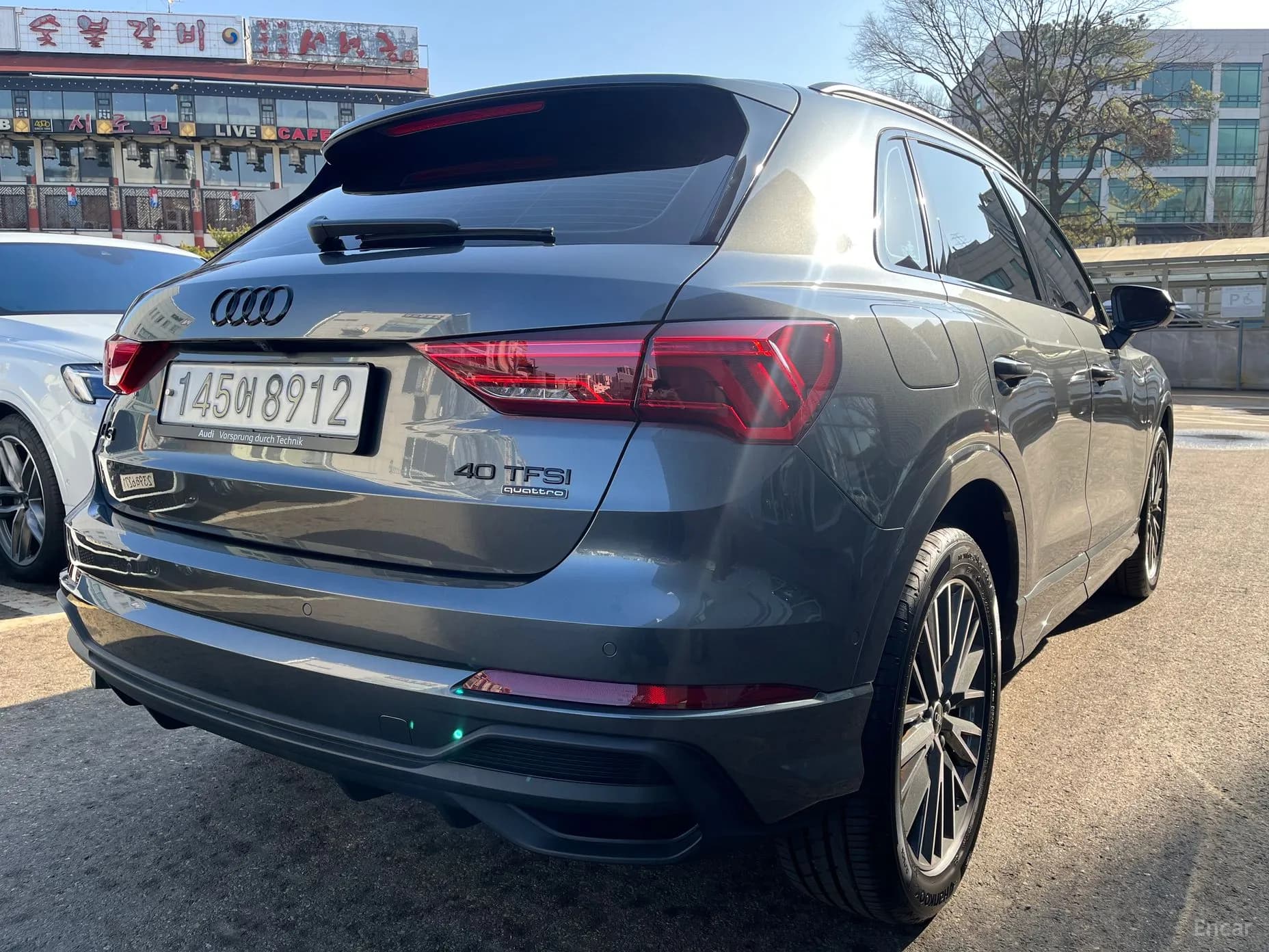 Q3 (F3)