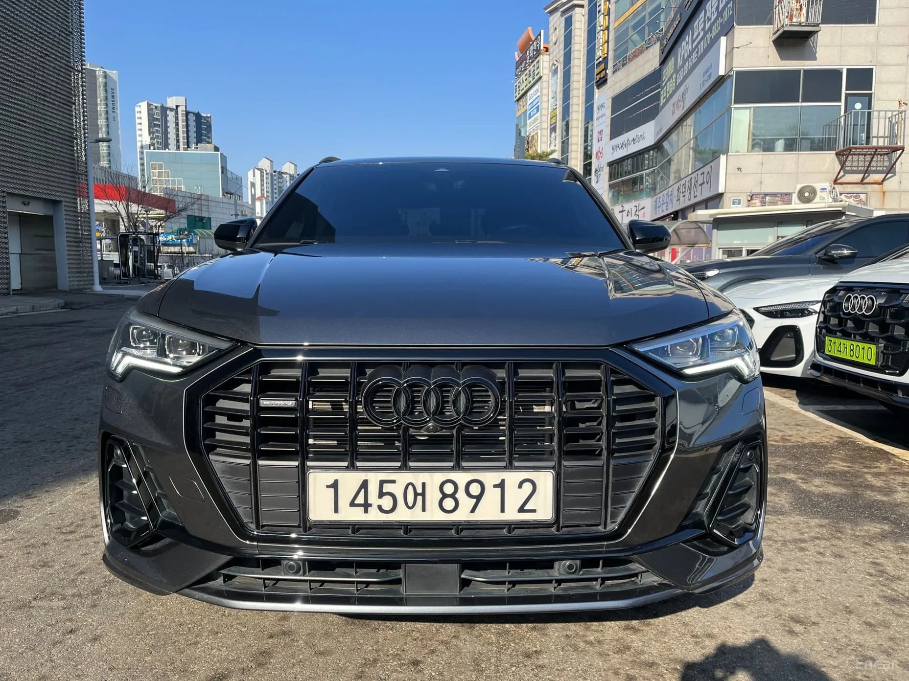 Q3 (F3)
