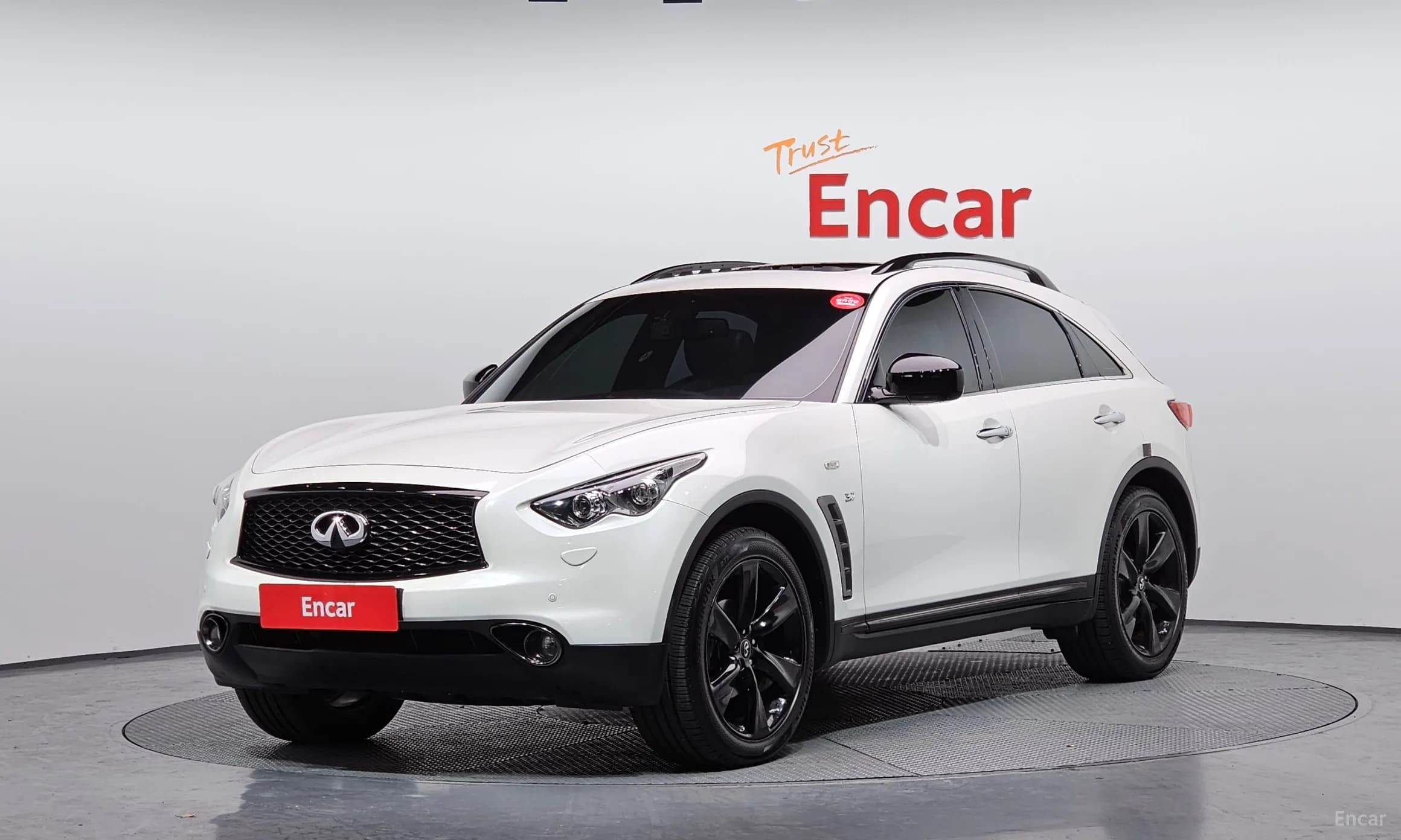 QX70