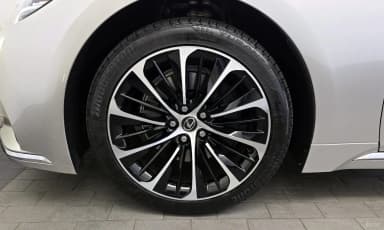 LS500 5th Generation