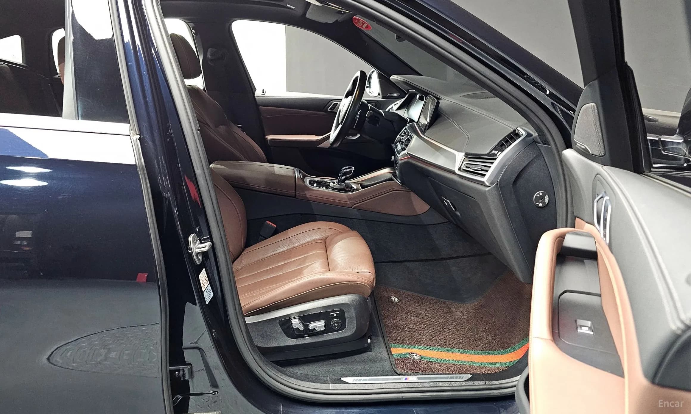 X6 (G06)