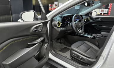 Trax Crossover