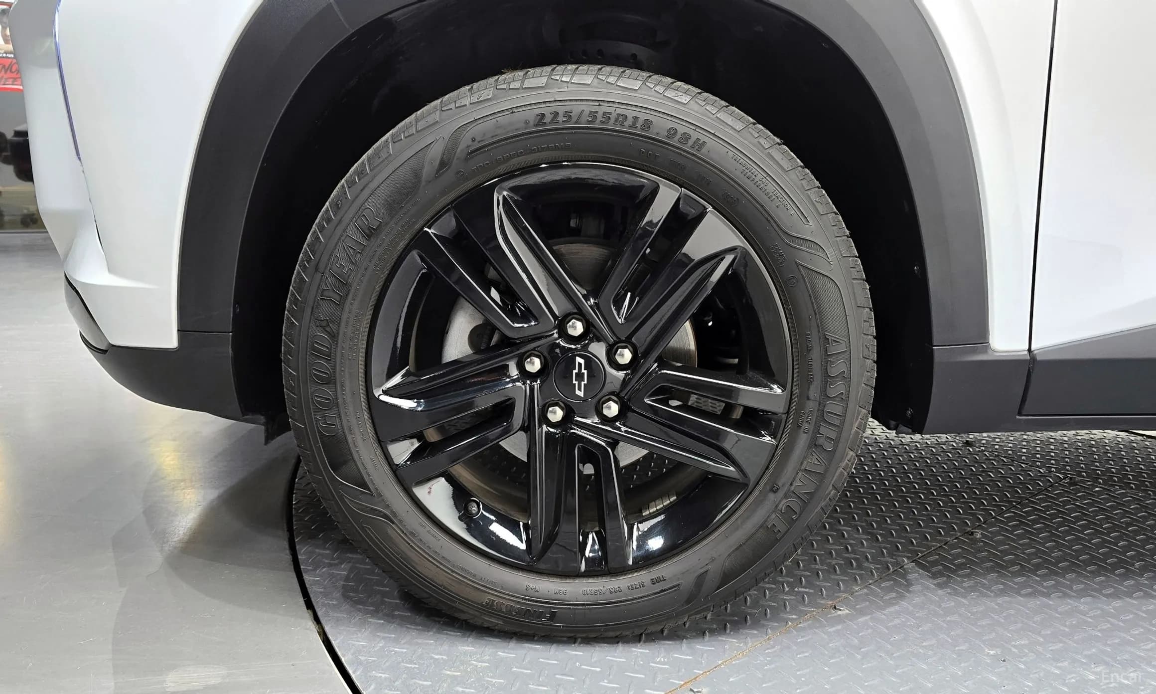 Trax Crossover