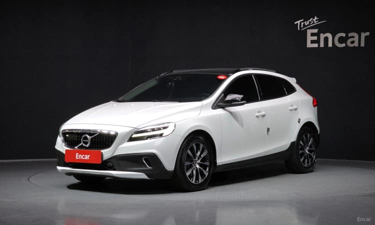 V40 Cross Country