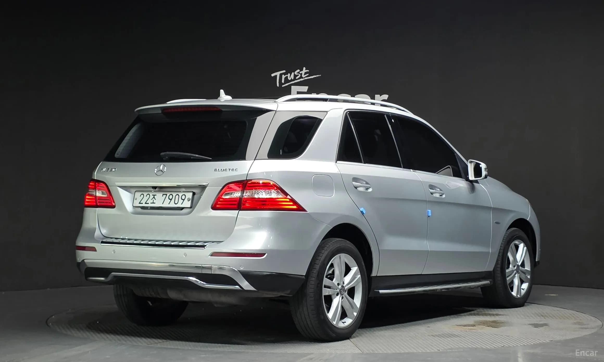 M-Class W166