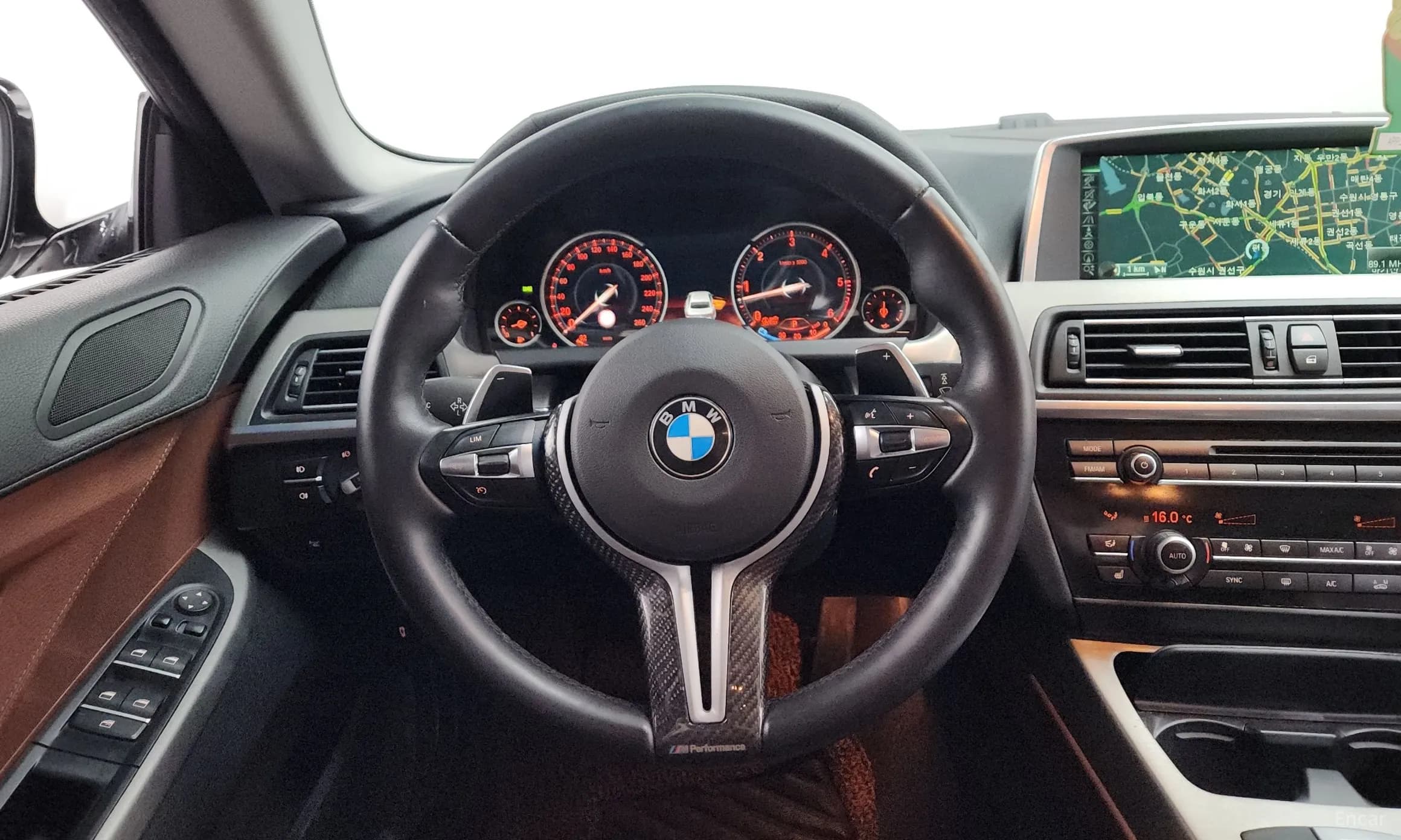 6 Series (F12)