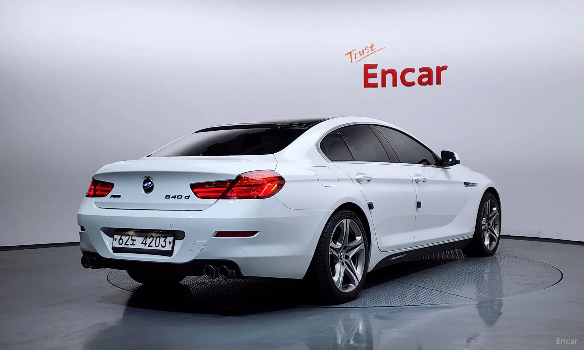 6 Series (F12)
