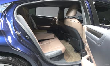 ES300h 7th Generation