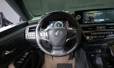 ES300h 7th Generation