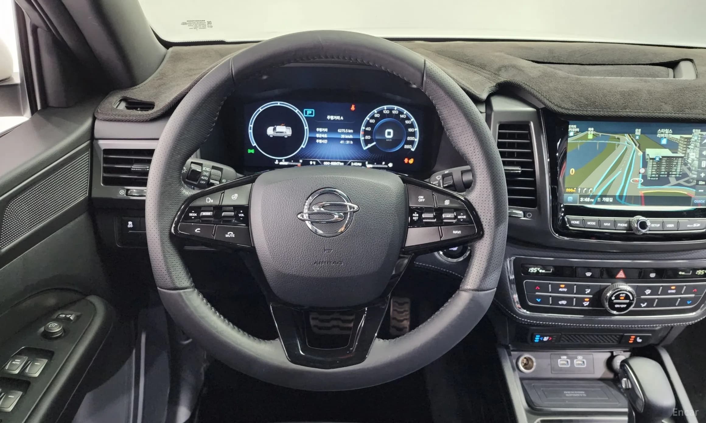 Rexton Sports Khan