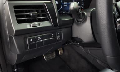 Rexton Sports Khan