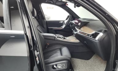 X7 (G07)