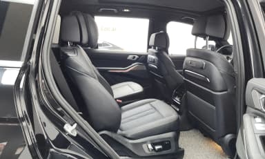 X7 (G07)
