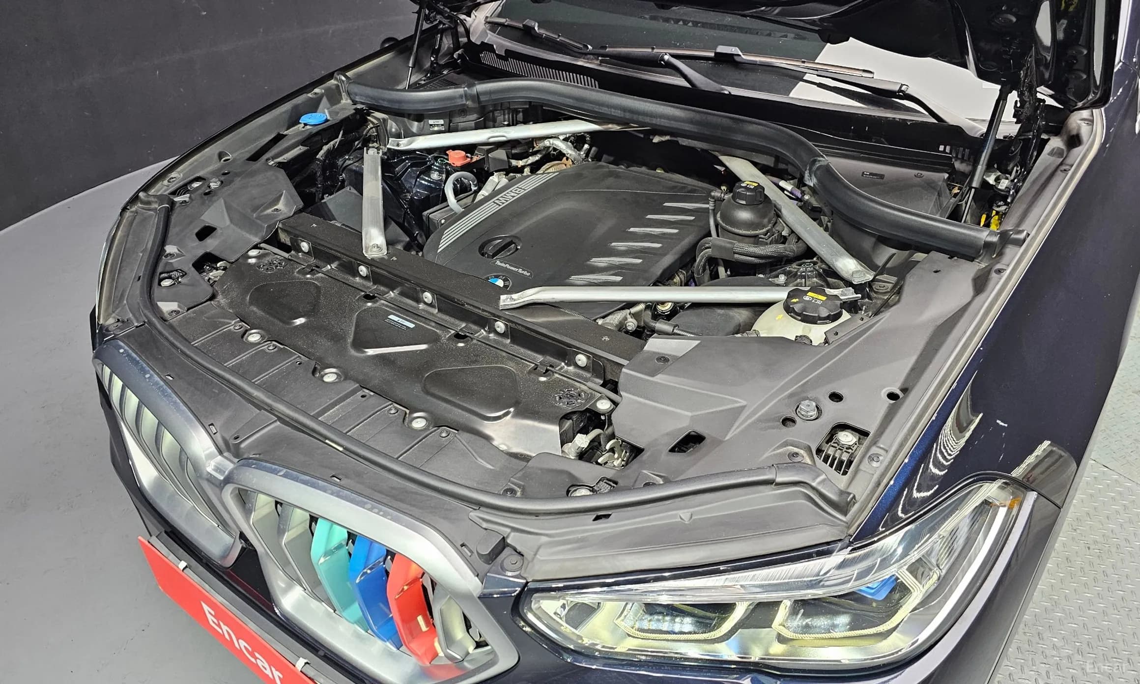 X6 (G06)