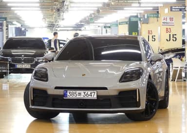 Panamera (976)