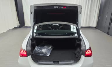 E-Class W214