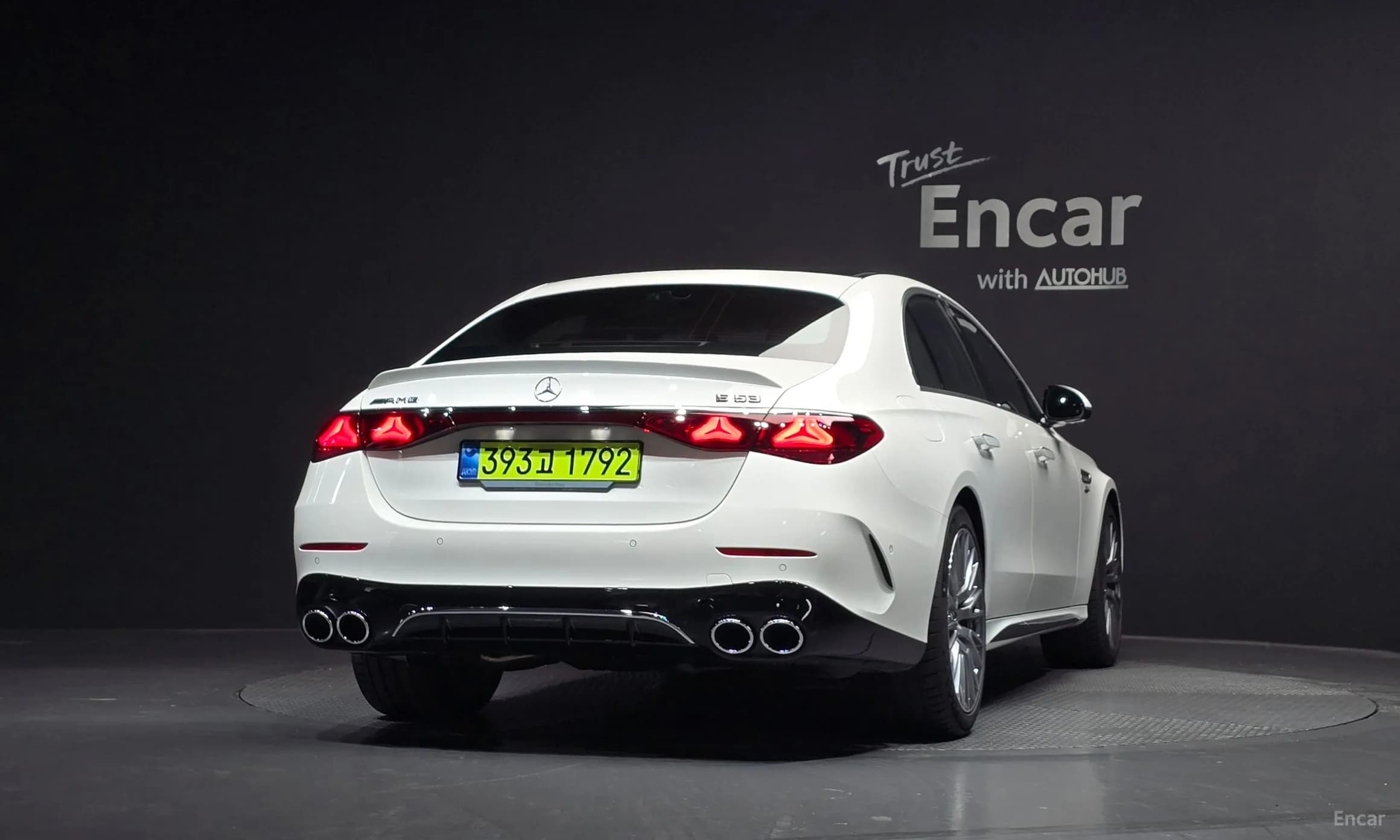 E-Class W214