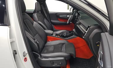 XC40