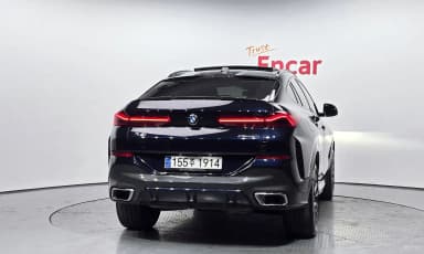 X6 (G06)