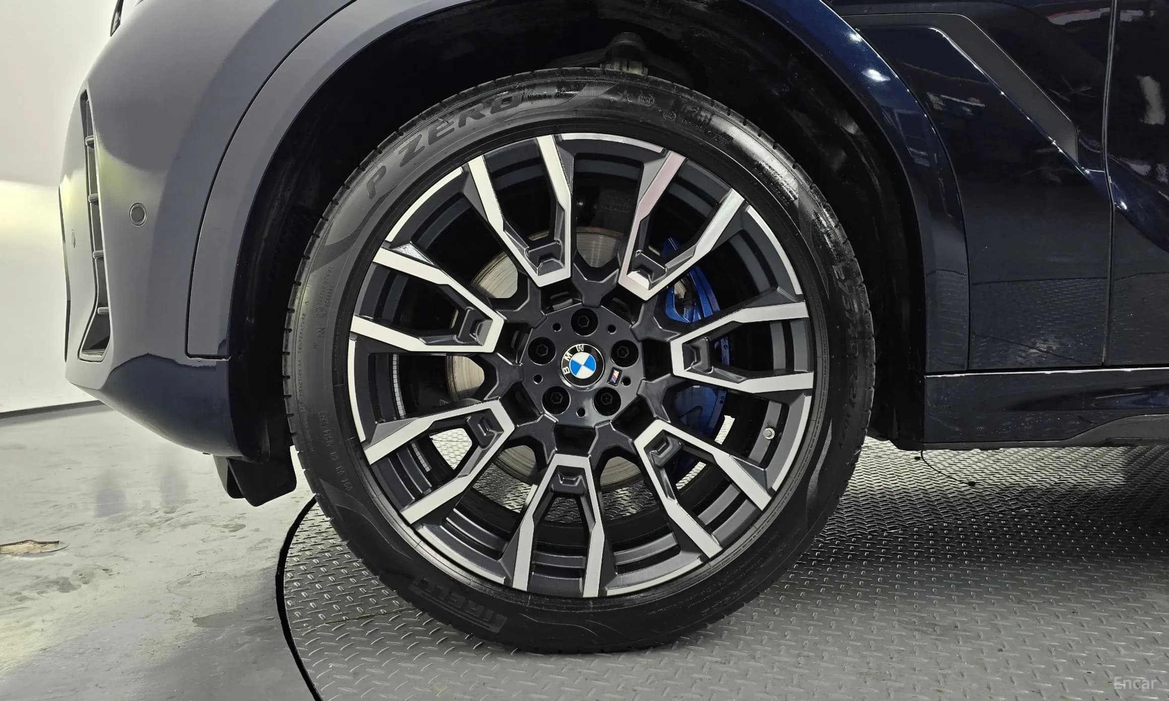 X6 (G06)