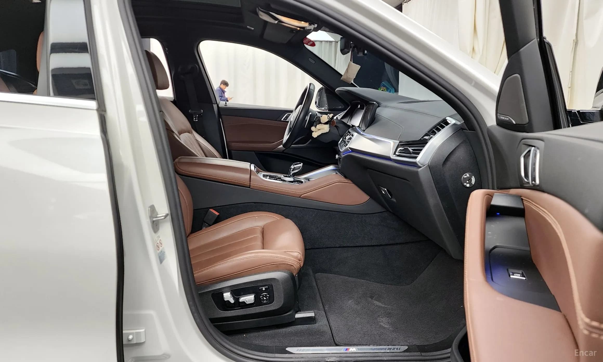 X6 (G06)