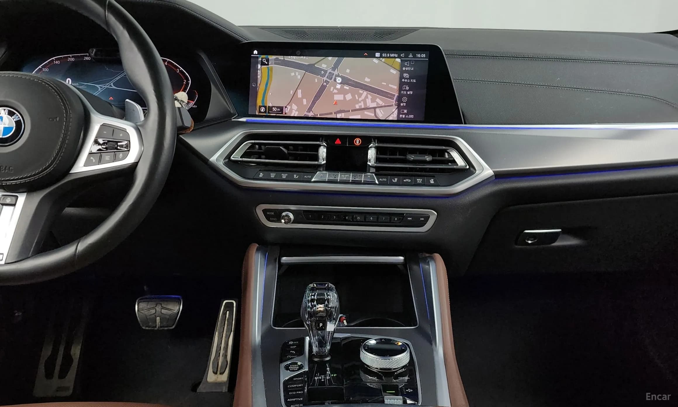 X6 (G06)