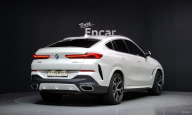 X6 (G06)