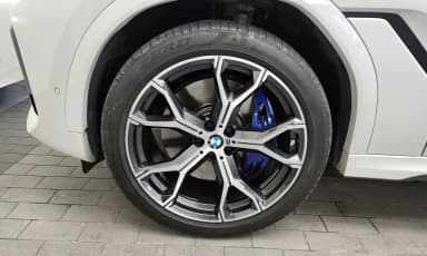 X6 (G06)