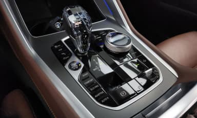 X6 (G06)