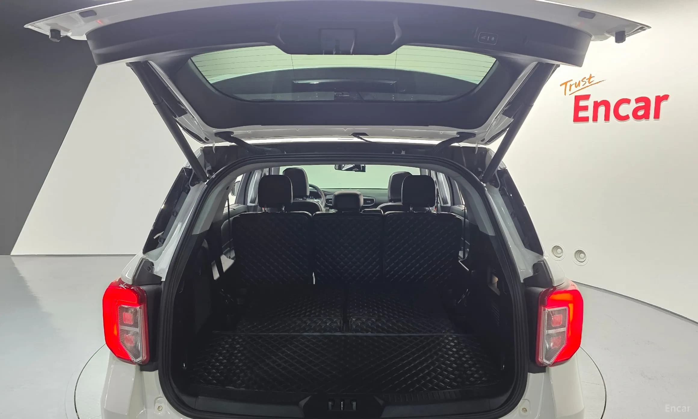 Explorer 6th Generation