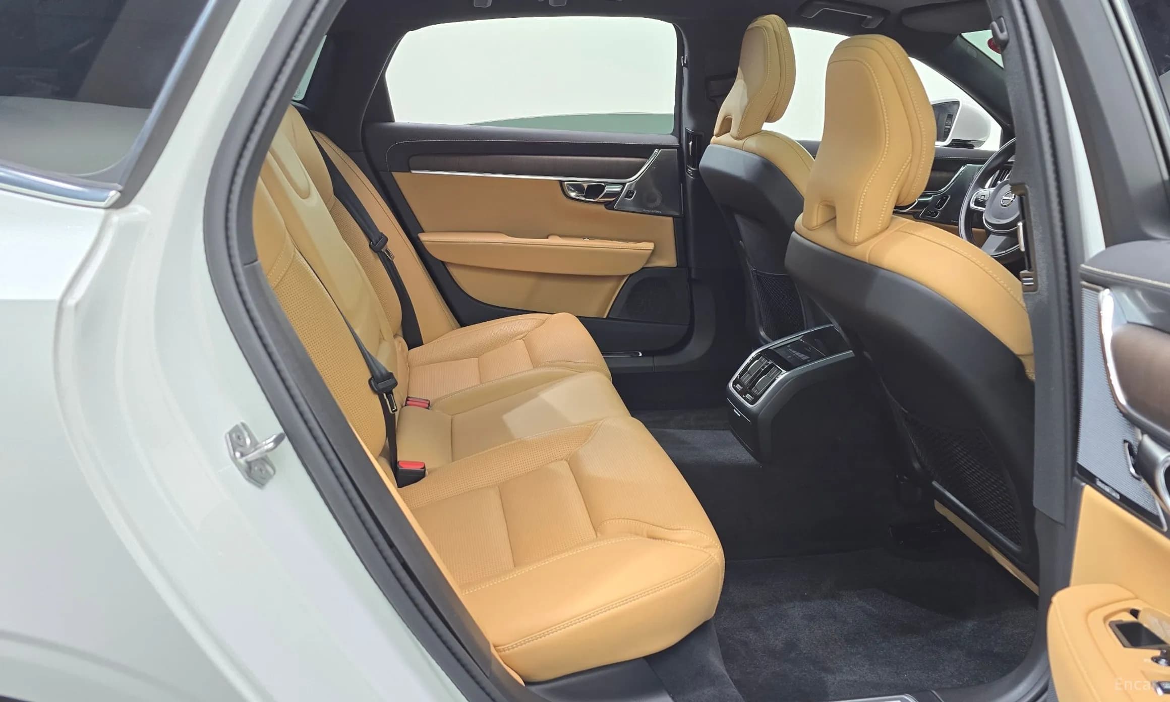 S90