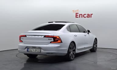 S90