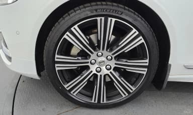 S90