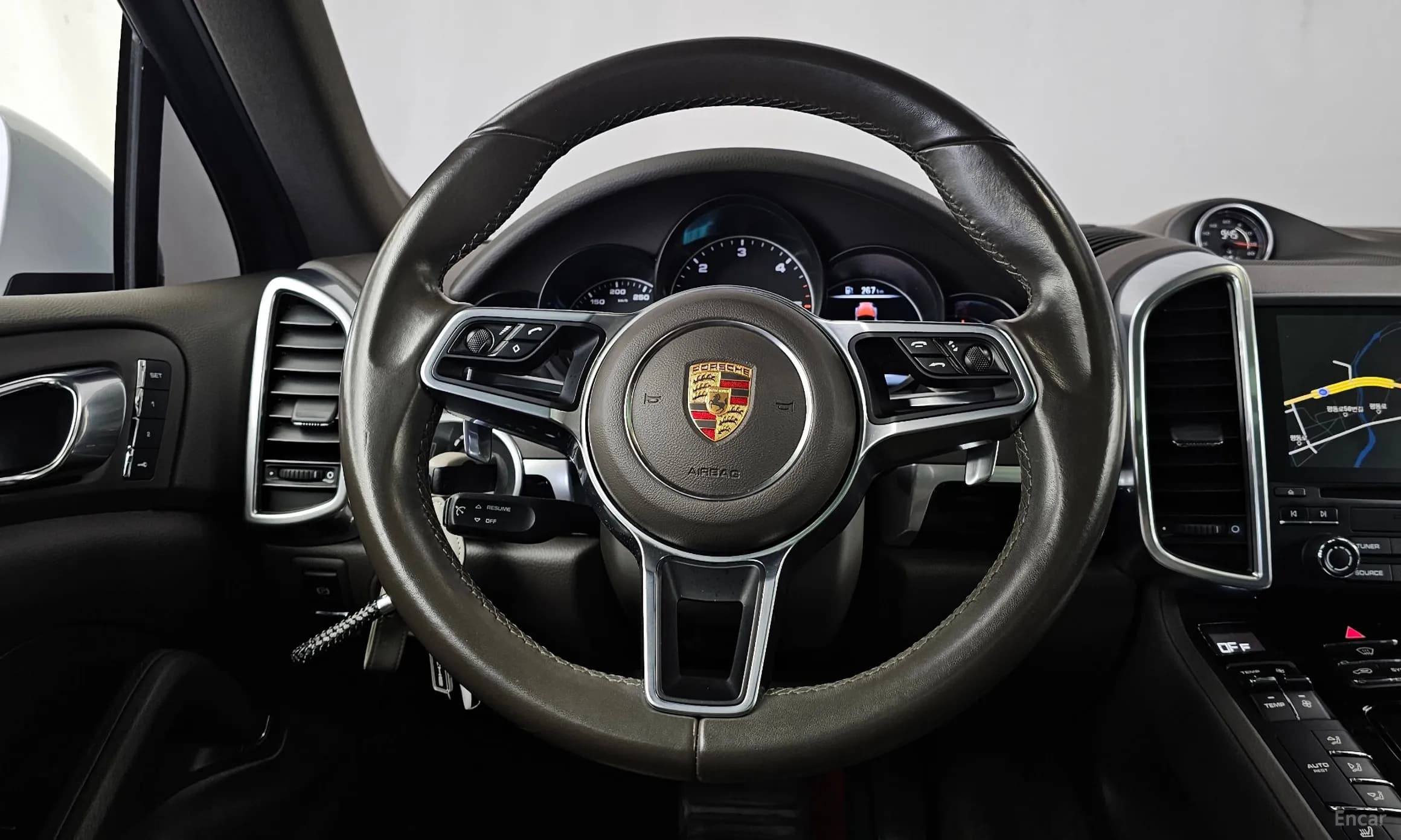 New Cayenne