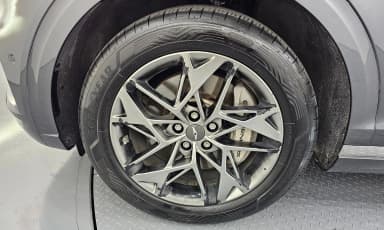 GV70