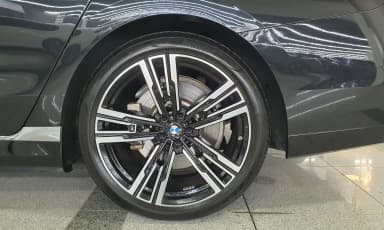 7 Series (G70)