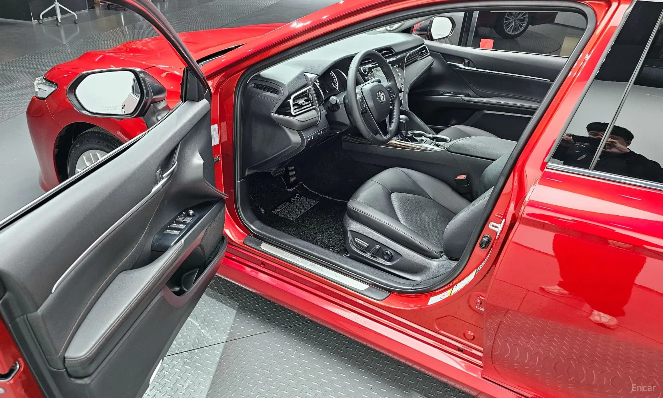 Camry (XV70)