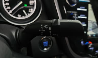 Camry (XV70)