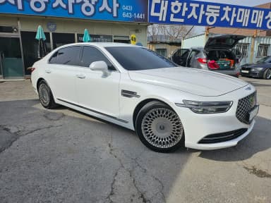 G90