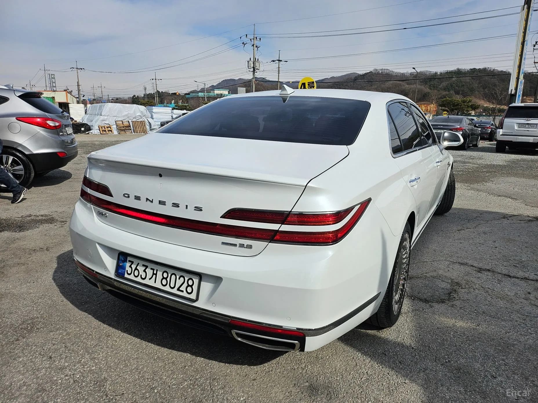 G90