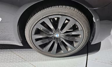 7 Series (F01)