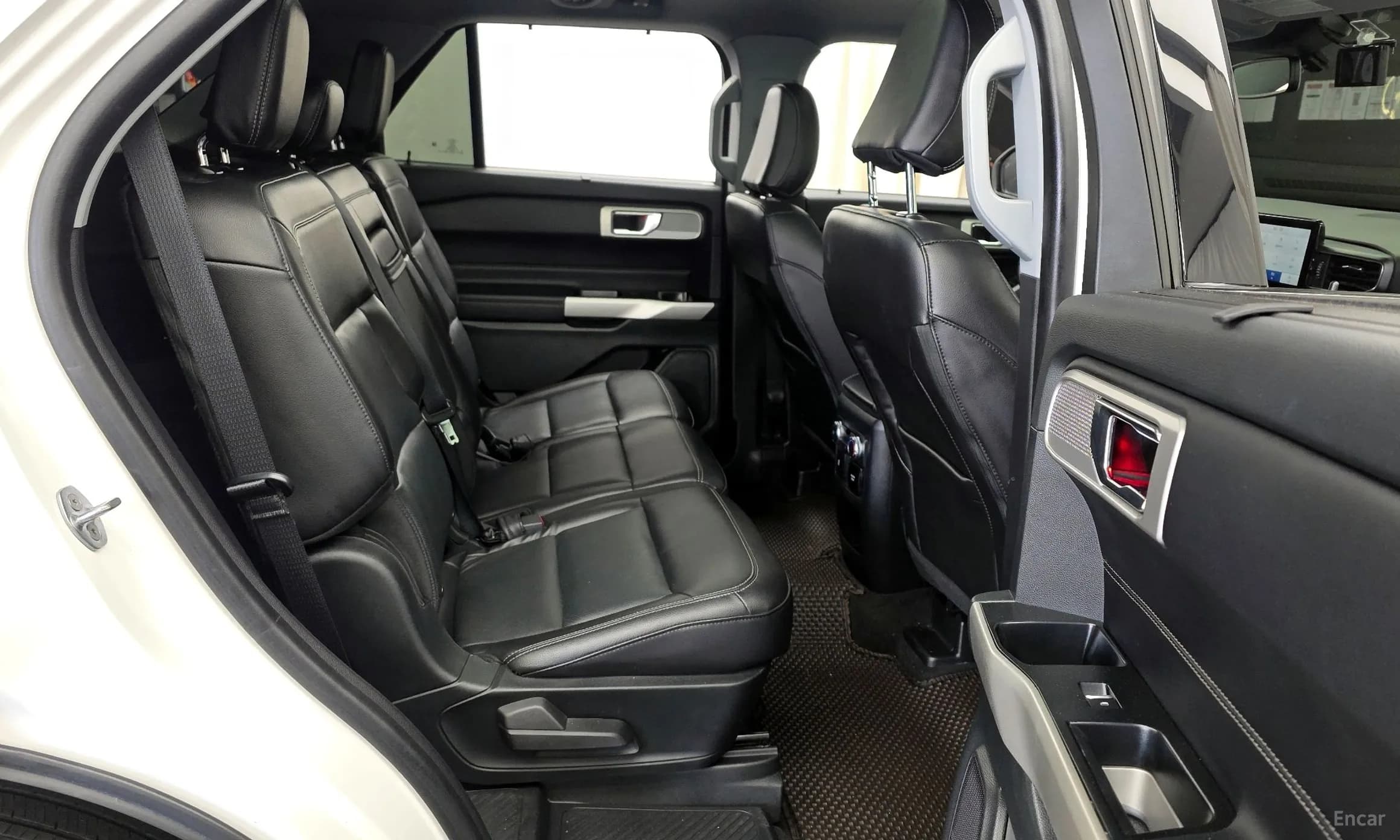 Explorer 6th Generation